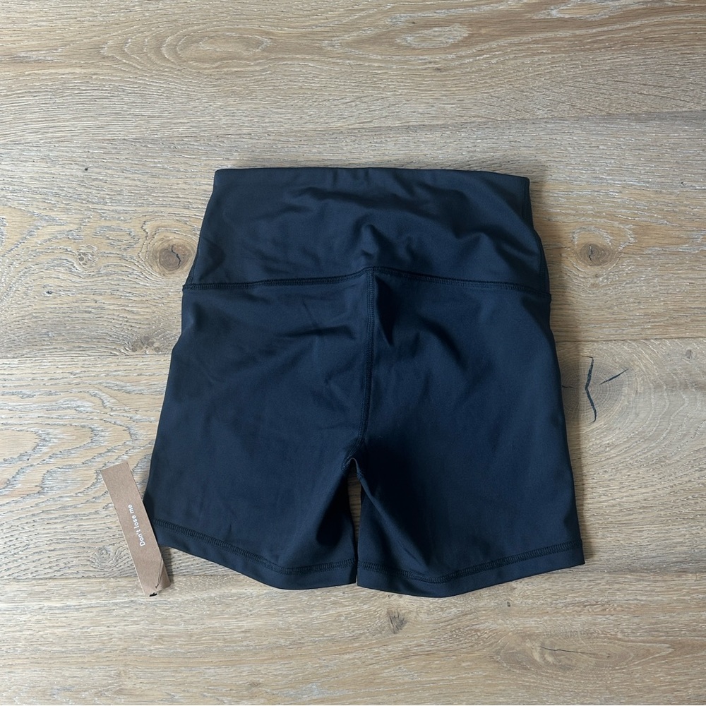 Reformation Ecomove Cindy Set Size Small - shorts with tags! - Picture 5 of 6